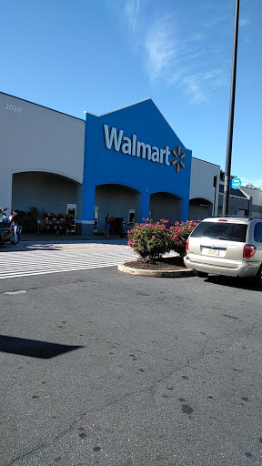Discount Store «Walmart», reviews and photos, 2030 Fruitville Pike, Lancaster, PA 17601, USA
