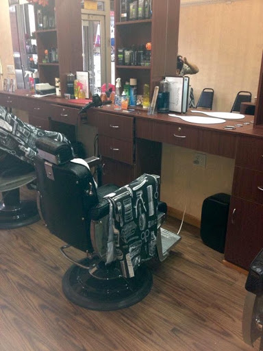 Barber Shop «Mr. Right Barbershop», reviews and photos, 200 Clinton St, Brooklyn, NY 11201, USA