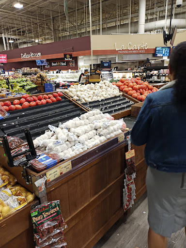 Grocery Store «Star Market», reviews and photos, 45 William T Morrissey Blvd, Dorchester, MA 02125, USA