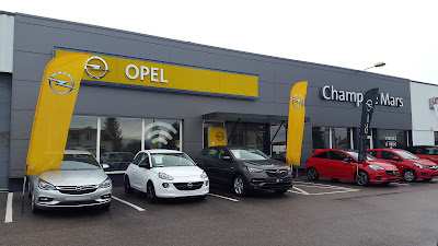 Nouveau Garage du Champ de Mars à Chanteheux
