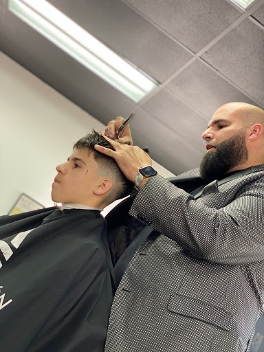 Barber Shop «My Town Barber Shop & Salon», reviews and photos, 109 S Evers St, Plant City, FL 33563, USA