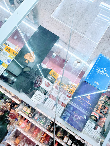 Supermarket «Hinky Dinky Supermarket», reviews and photos, 3110 M L King Ave, Flint, MI 48505, USA