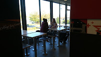 Atmosphère du Restaurant KFC Caen Mondeville - n°13
