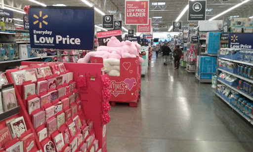 Discount Store «Walmart», reviews and photos, 1601 S Lower Sacramento Rd, Lodi, CA 95242, USA