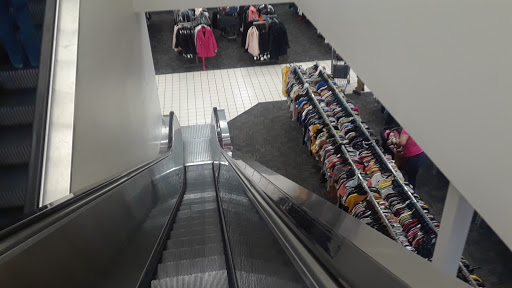 Clothing Store «Burlington Coat Factory», reviews and photos, 13092 Harbor Blvd, Garden Grove, CA 92843, USA