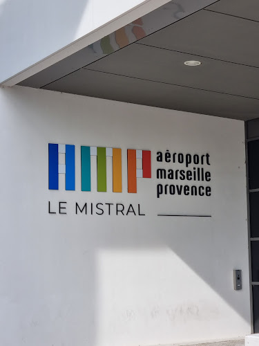 Agence de location de voitures Aéroport de Marseille Marignane Rent A Car Marignane