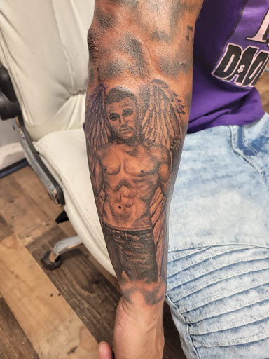 Explore memorial tattoo ideas for mom, creative tattoo ideas in Round Rock, available at Beto Tats