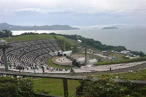 大串自然公園 芝生広場 image