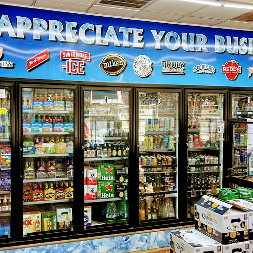 Liquor Store «D & M Liquor Store», reviews and photos, 595 Ralph David Abernathy Blvd, Atlanta, GA 30312, USA