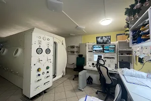 Hyperbarická komora image