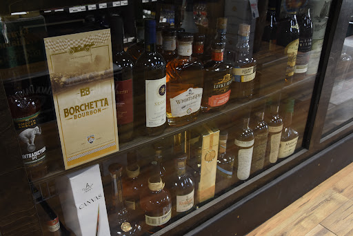 Liquor Store «Economy Liquor Store», reviews and photos, 907 Madison St, Shelbyville, TN 37160, USA