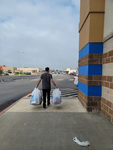 Clothing Store «Ross Dress for Less», reviews and photos, 6327 Stewart Rd, Galveston, TX 77551, USA