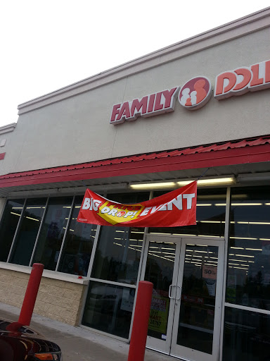 FAMILY DOLLAR, 279 E Myers Blvd, Mascotte, FL 34753, USA, 