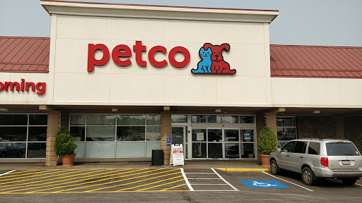 Pet Supply Store «Petco Animal Supplies», reviews and photos, 2805 E 29th Ave, Spokane, WA 99223, USA
