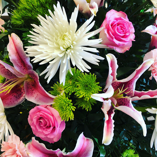 Florist «Countryside Florist», reviews and photos, 4 Orchard View Dr, Londonderry, NH 03053, USA