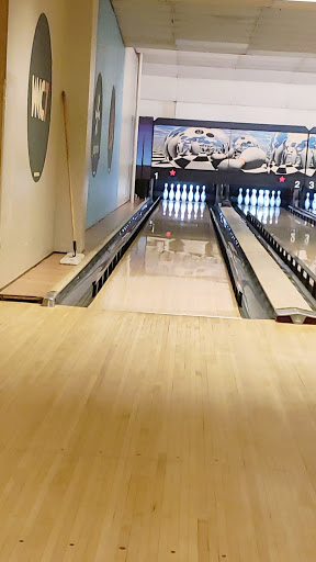 Bowling Alley «Twin Lanes», reviews and photos, 1812 E 30th St, Cleveland, OH 44114, USA