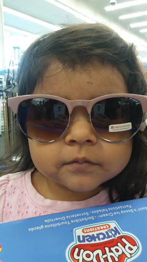 Clothing Store «Ross Dress for Less», reviews and photos, 640 Concar Dr, San Mateo, CA 94402, USA