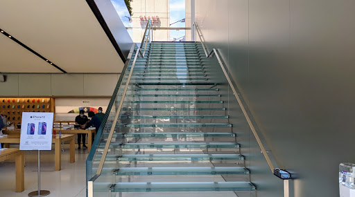 Computer Store «Apple Union Square», reviews and photos, 300 Post St, San Francisco, CA 94108, USA