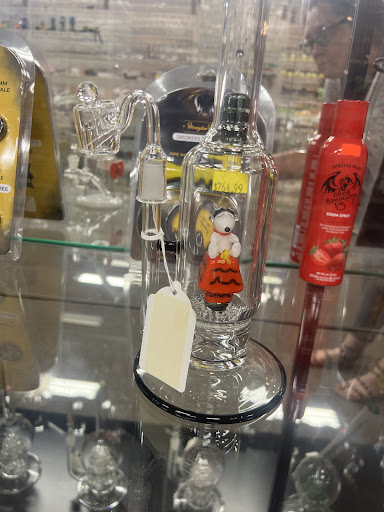 Tobacco Shop «House of Smoke - Fourth Plain», reviews and photos, 6721 NE Fourth Plain Blvd, Vancouver, WA 98661, USA