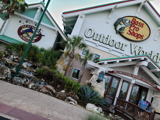 Sporting Goods Store «Bass Pro Shops», reviews and photos, 10501 Palm River Rd, Tampa, FL 33619, USA
