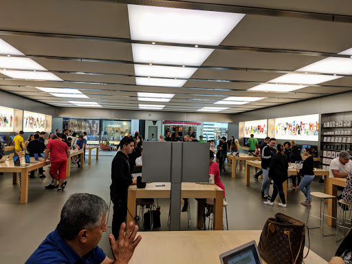 Computer Store «Apple Dadeland», reviews and photos, 7535 Dadeland Mall Cir W, Miami, FL 33156, USA