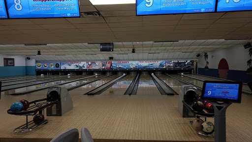 Bowling Alley «MacDill Lanes Bowling Center», reviews and photos, 8216 Hangar Loop Dr, Tampa, FL 33621, USA