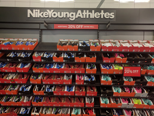 Sportswear Store «Nike», reviews and photos, 1261 Woodward Ave, Detroit, MI 48226, USA