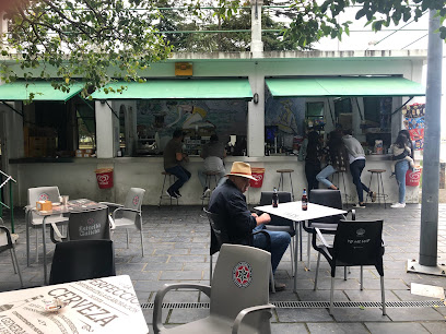 Beach Bar - Paseo del Ing. Martín Ledesma, 3, 27850 Viveiro, Lugo, Spain