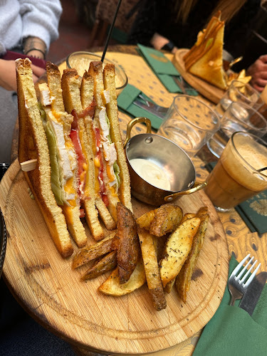 Αριθμός τηλεφώνου SNOB Athens Luxury Rooms & Espresso Gastro Bar