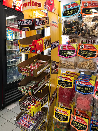 Gas Station «Chevron», reviews and photos, 15900 116th Ave NE, Bothell, WA 98011, USA