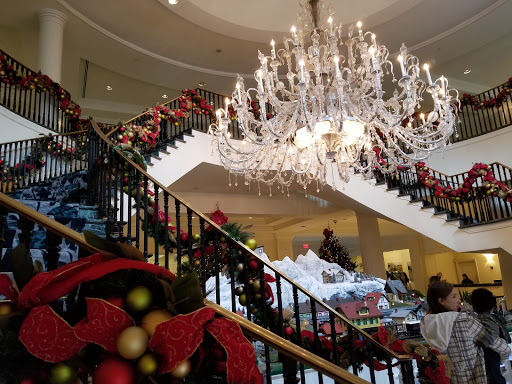 Shopping Mall «The Shops at Belmond Charleston Place», reviews and photos, 205 Meeting St, Charleston, SC 29401, USA