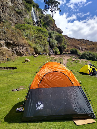 Camping La Catarata De Lucle De San Miguel