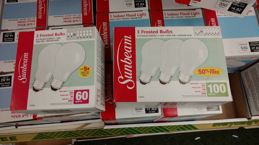 Dollar Store «Dollar Tree», reviews and photos, 1014 Westport Rd, Kansas City, MO 64111, USA