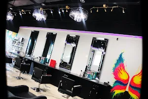 GlowGal Salon and Extension Bar image