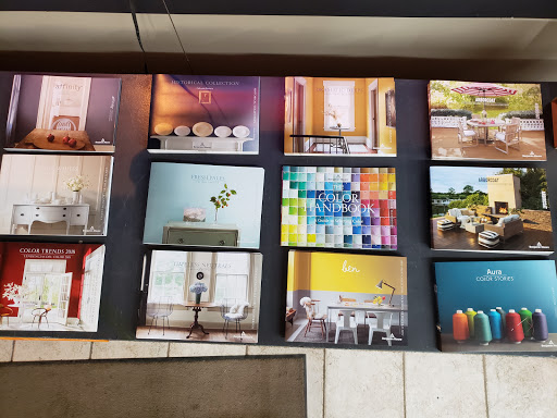 Paint Store «Calumet Paint & Wallpaper Inc. - Blue Island», reviews and photos, 12120 S Western Ave, Blue Island, IL 60406, USA