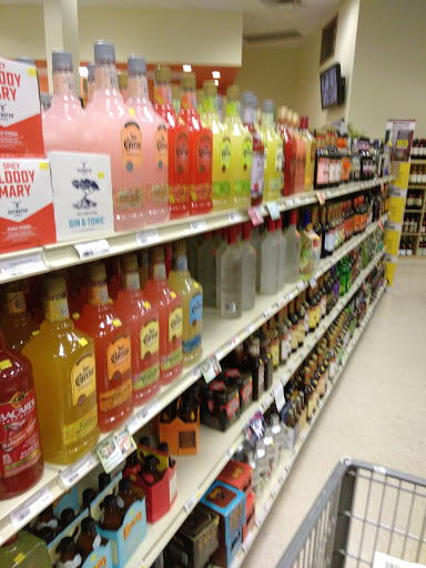 Liquor Store «Burlington Wine and Spirits», reviews and photos, 43 Middlesex Turnpike, Burlington, MA 01803, USA