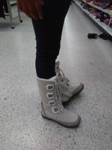 Clothing Store «Ross Dress for Less», reviews and photos, 1001 S Interstate 35 East Service Rd, DeSoto, TX 75115, USA