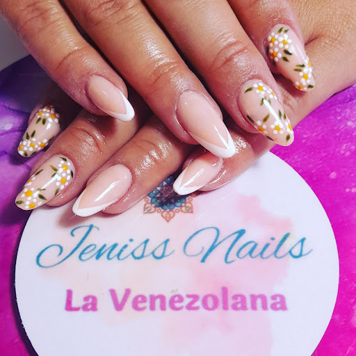 Jeniss nails La Venezolana