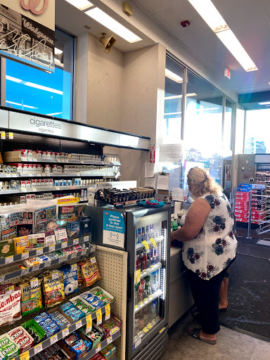Convenience Store «AMPM», reviews and photos, 200 W Willow St, Long Beach, CA 90806, USA