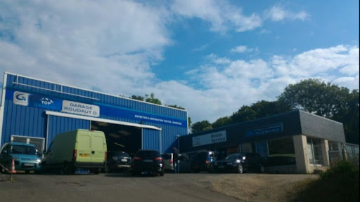 Photo 1 - GARAGE DU MENEZ HOM