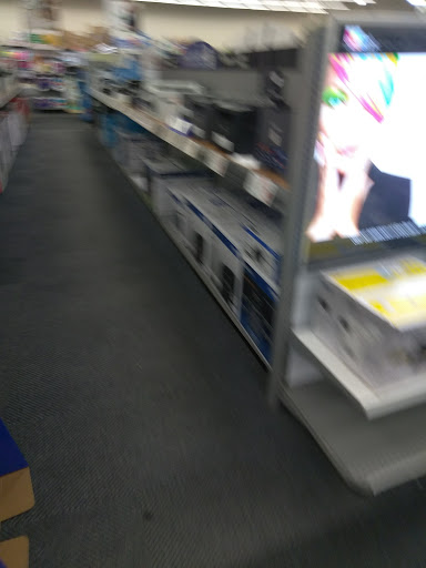 Office Supply Store «Staples», reviews and photos, 2080 W Empire Ave, Burbank, CA 91504, USA