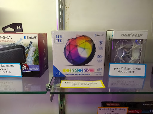 Miniature Golf Course «Golfland Entertainment Centers», reviews and photos