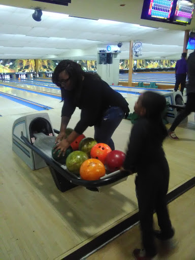 Bowling Alley «Playhouse Lanes», reviews and photos, 3245 Garrett Rd, Drexel Hill, PA 19026, USA