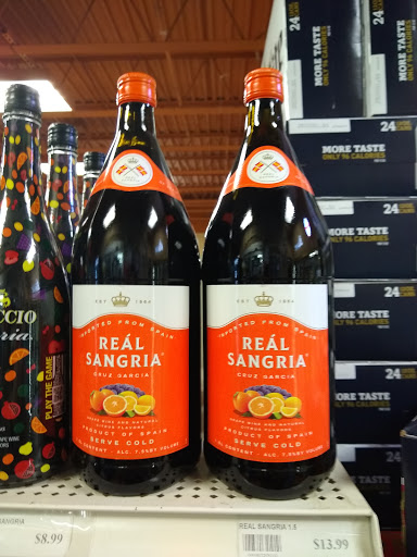 Liquor Store «Village Liquor», reviews and photos, 16731 E Hwy 13, Prior Lake, MN 55372, USA