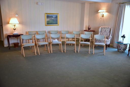 Funeral Home «Remick & Gendron Funeral Home/Crematory», reviews and photos, 811 Lafayette Rd, Hampton, NH 03842, USA
