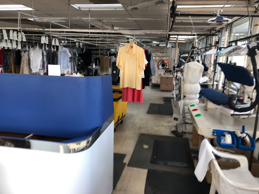 Dry Cleaner «Dry Cleaning Avenue», reviews and photos, 43270 Hayes Rd, Charter Twp of Clinton, MI 48038, USA