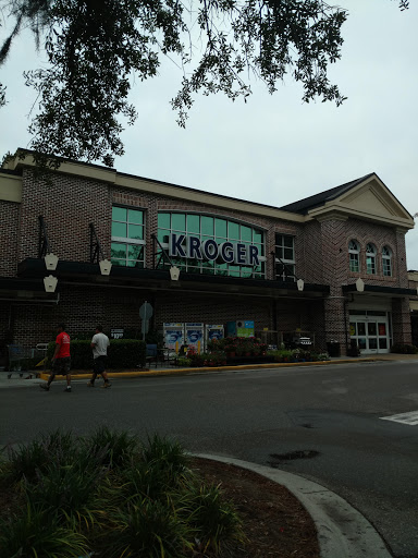 Grocery Store «Kroger», reviews and photos, 125 Towne Dr, Bluffton, SC 29910, USA