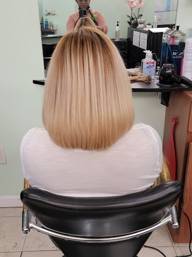 Beauty Salon «Creations Beauty Salon», reviews and photos, 4021 Washington St, Roslindale, MA 02131, USA