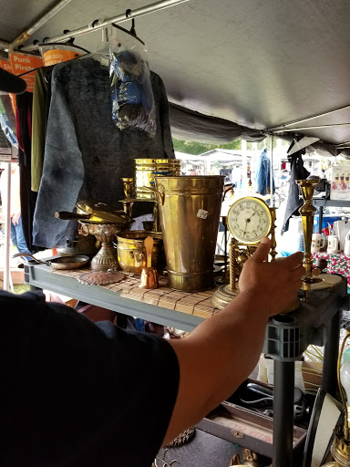 Flea Market «Olde Tyme Flea Market», reviews and photos, 5400 State Rd 46, Nashville, IN 47448, USA