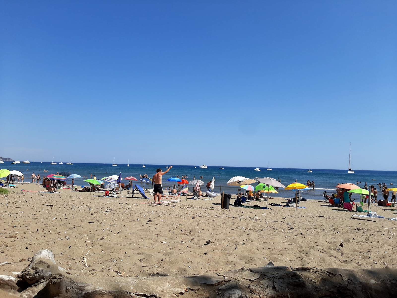 Photo of Feniglia Beach with very clean level of cleanliness